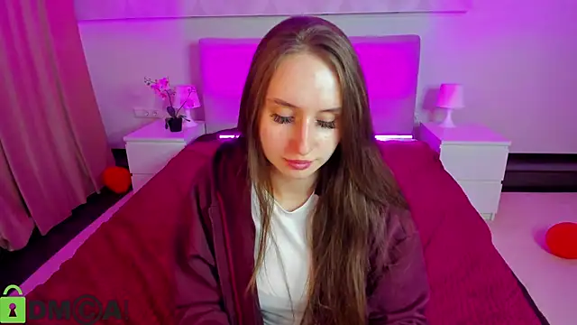 XXX chat uživo modela Kira__Sweet