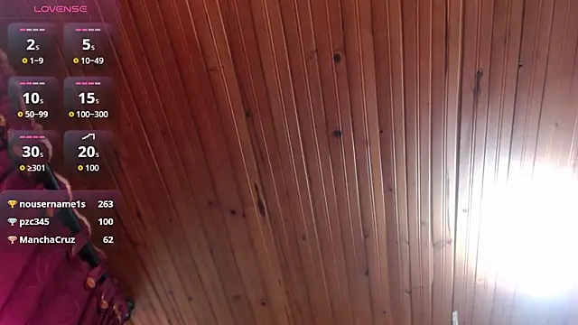 julz_03 élő XXX-chatje