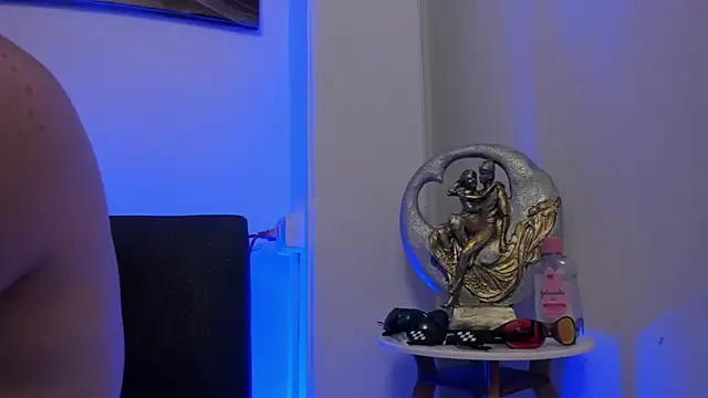 Leoo_Miller Chat XXX in diretta