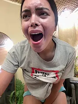 TS-SimplyTheBest: απευθείας συνομιλία ΧΧΧ