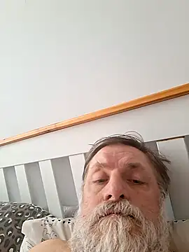 Outdoorsexlover 现场XXX聊天