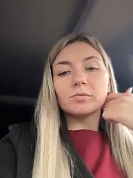 Crazy-Rosan Live XXX chat