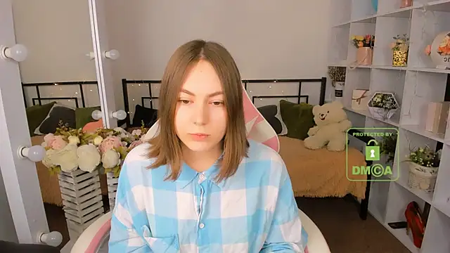 Elma_Lily Chat XXX in diretta