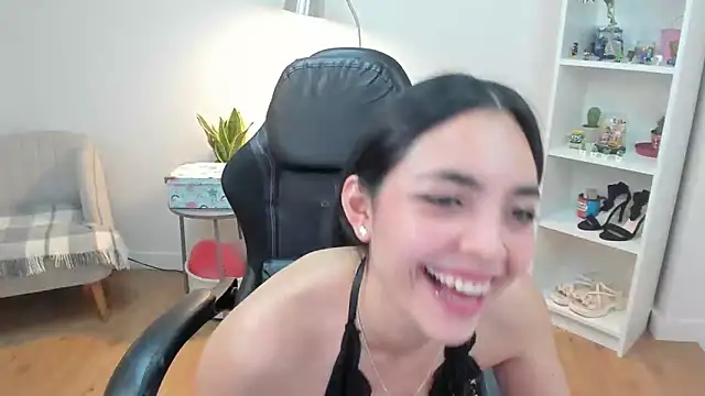 دردشة _BellaEvans_ الجنسية المباشرة