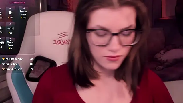 CathyAdams: онлайн-секс-чат