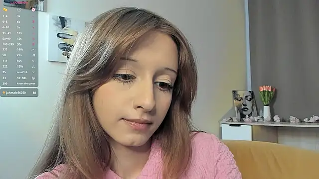 TaiteFairfield Chat XXX live