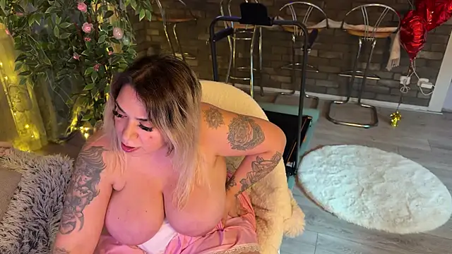 Monageil – Naživo XXX chat