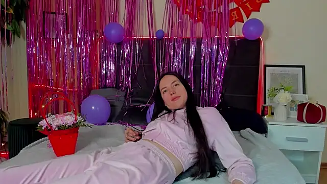 AdrianaCult Live XXX-Chat