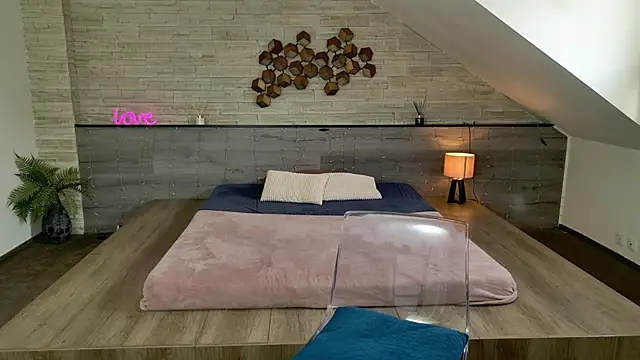 hornyb33_ লাইভ XXX চ্যাট