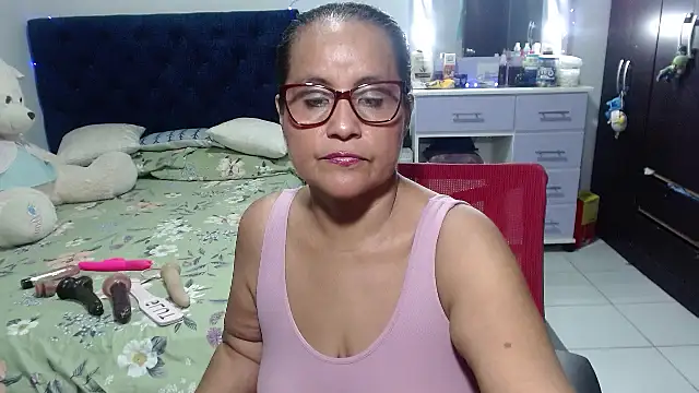 แชท XXX สดของ pervert_mommy_