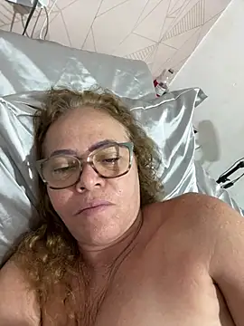 Granny6boys Show in webcam