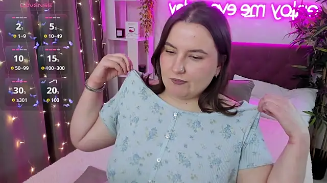 دردشة FeralPeach الجنسية المباشرة