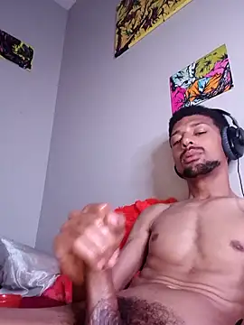 Czat XXX na żywo – BigPrettyDick777