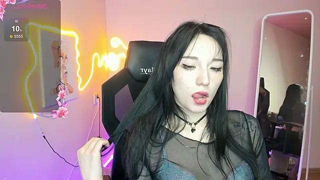 AliceeinWonderlanddd webkamerás műsora