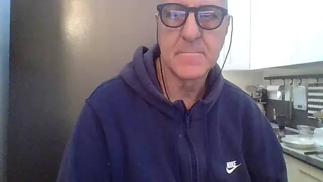 ANONIMO7735 在線直播表演