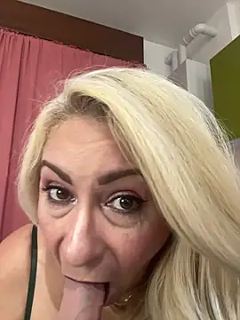 Chatroom XXX en direct de x_elena_x