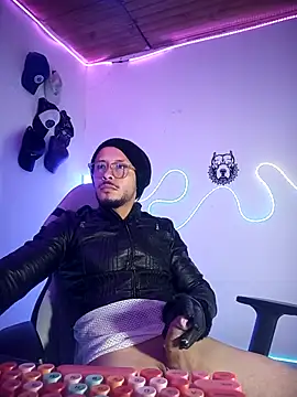 دردشة sebastian_horny الجنسية المباشرة