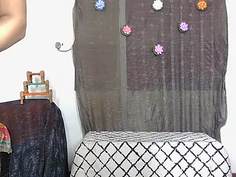 Secret_Bhabhi Pertunjukan Webcam