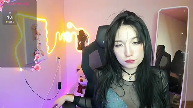 AliceeinWonderlanddd ওয়েবক্যাম শো