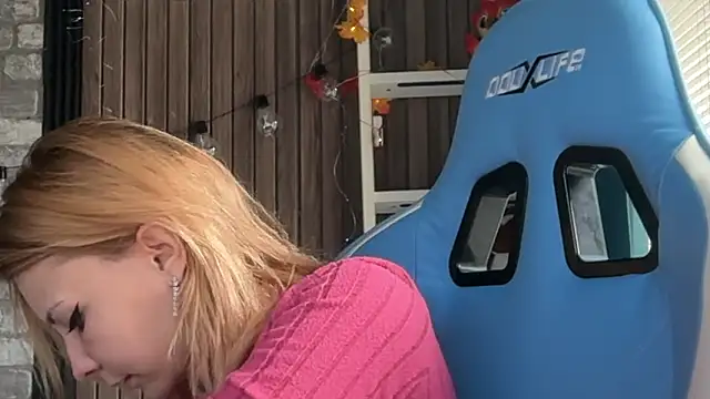 karo123421 live XXX chat