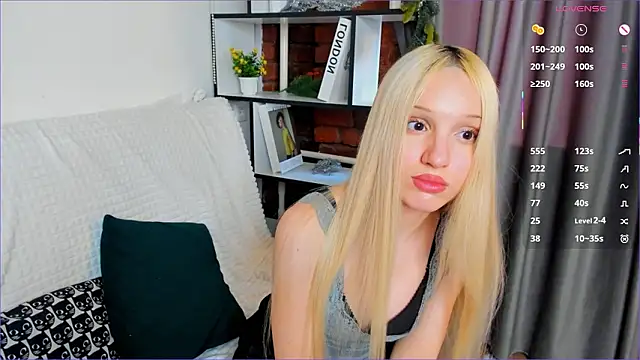 Онлайн чат XXX MistyDare