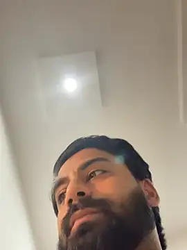 Chat +18 de hottestboy03 ao vivo