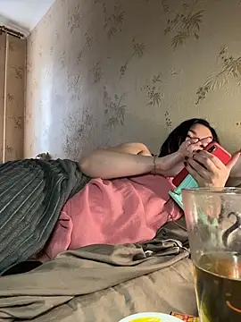 XXX chat uživo modela Naughtbaby_2025