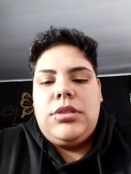 Chat XXX en directo de Hailey_Curvy