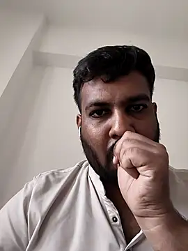 vinay_smalldick Chat XXX in diretta