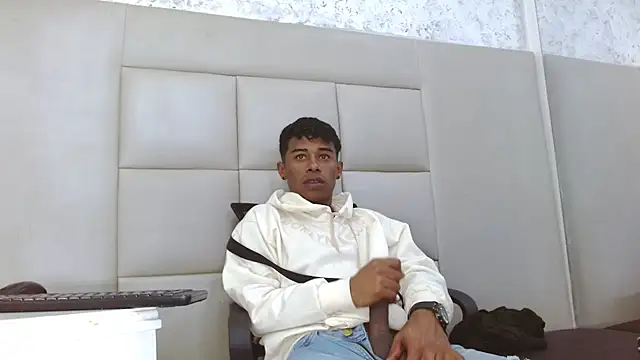 TonnyMarck Chat XXX in diretta