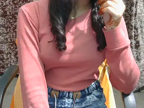 Adorable_Ayesha Chat XXX in diretta