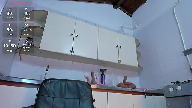 Онлайн чат XXX BustyGlow