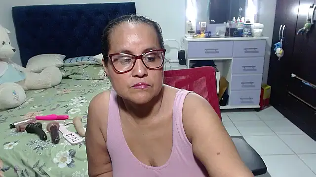 pervert_mommy_ Chat XXX in diretta