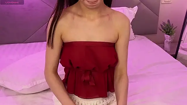 SlowSweetWhispe's Live XXX Chat