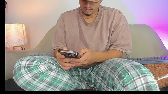 Chat XXX en directo de drakomilck1