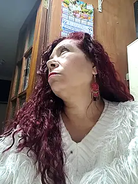 عرض كام Scarlet_curly8a