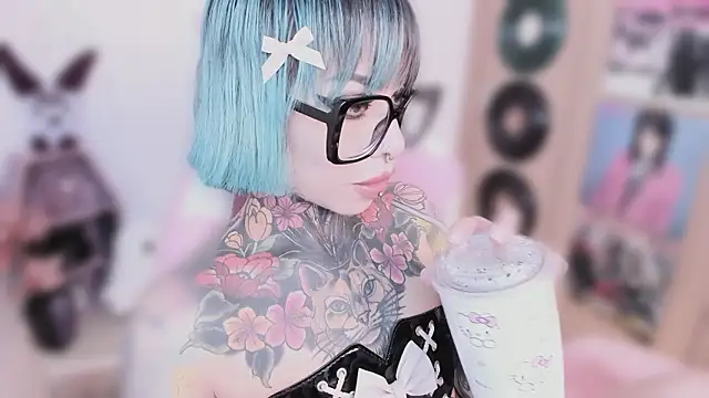 NikkiRamoneのライブXXXチャット