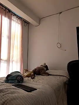 Živý XXX chat __Emma__11__Lecat_