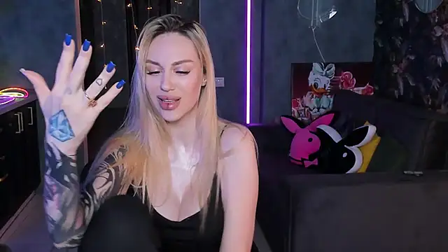 Blckmirrorr élő XXX-chatje