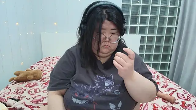 แชท XXX สดของ Nadine_asian