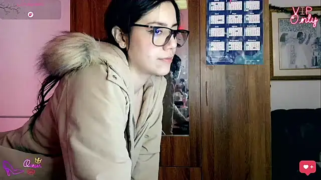 LauGrayJ Live XXX-Chat