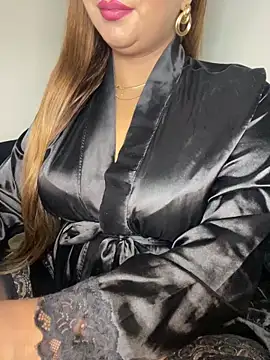 دردشة Zeynep-Lahsen الجنسية المباشرة