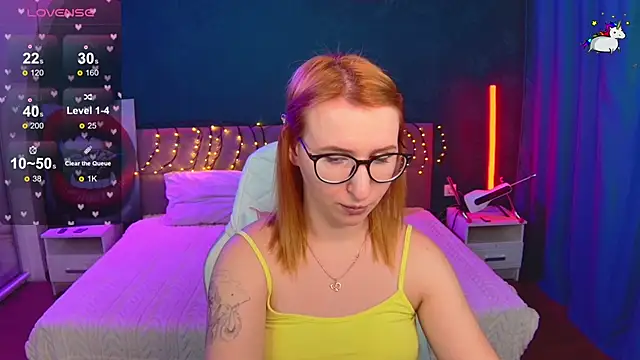 Онлайн чат XXX AliceBYKiss