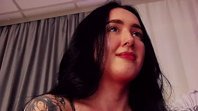 Chatroom XXX en direct de KimKhallifa