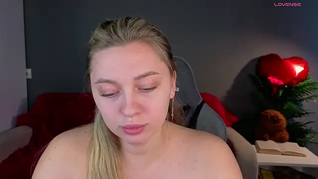 christie_luv – Naživo XXX chat