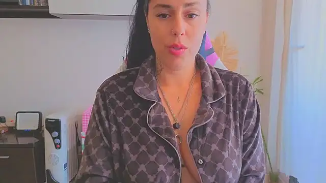 tatii222's Live XXX Chat