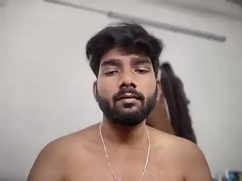 Show de BeardedBulge na webcam