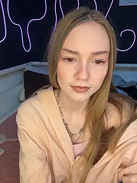 MilaMoone Webcam Show