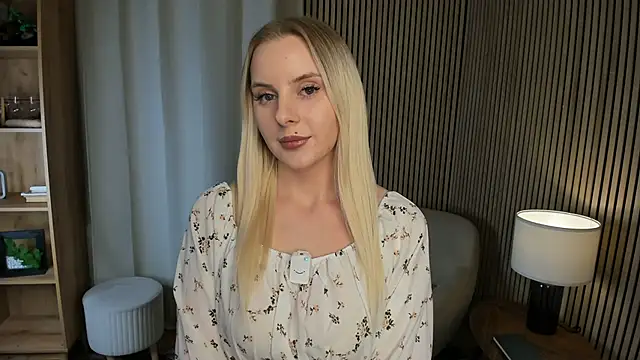 AnikaSeelig 即時 XXX 聊天