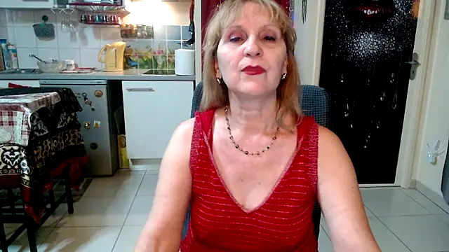 Ala-N-Dala élő XXX-chatje